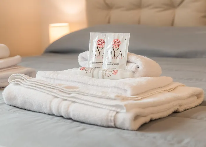 Del Borgo * بولونيا