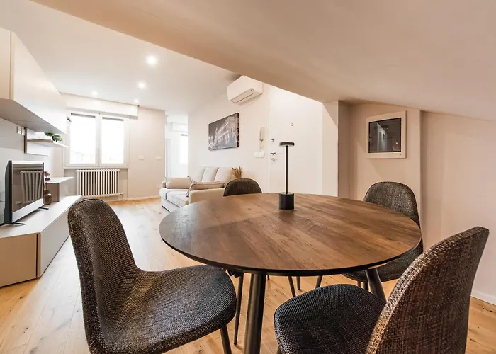 Del Borgo شقة بولونيا